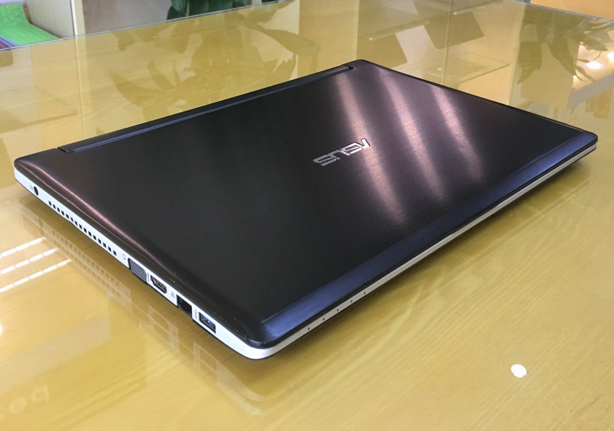 Laptop Asus K46cb-wx153 .jpg